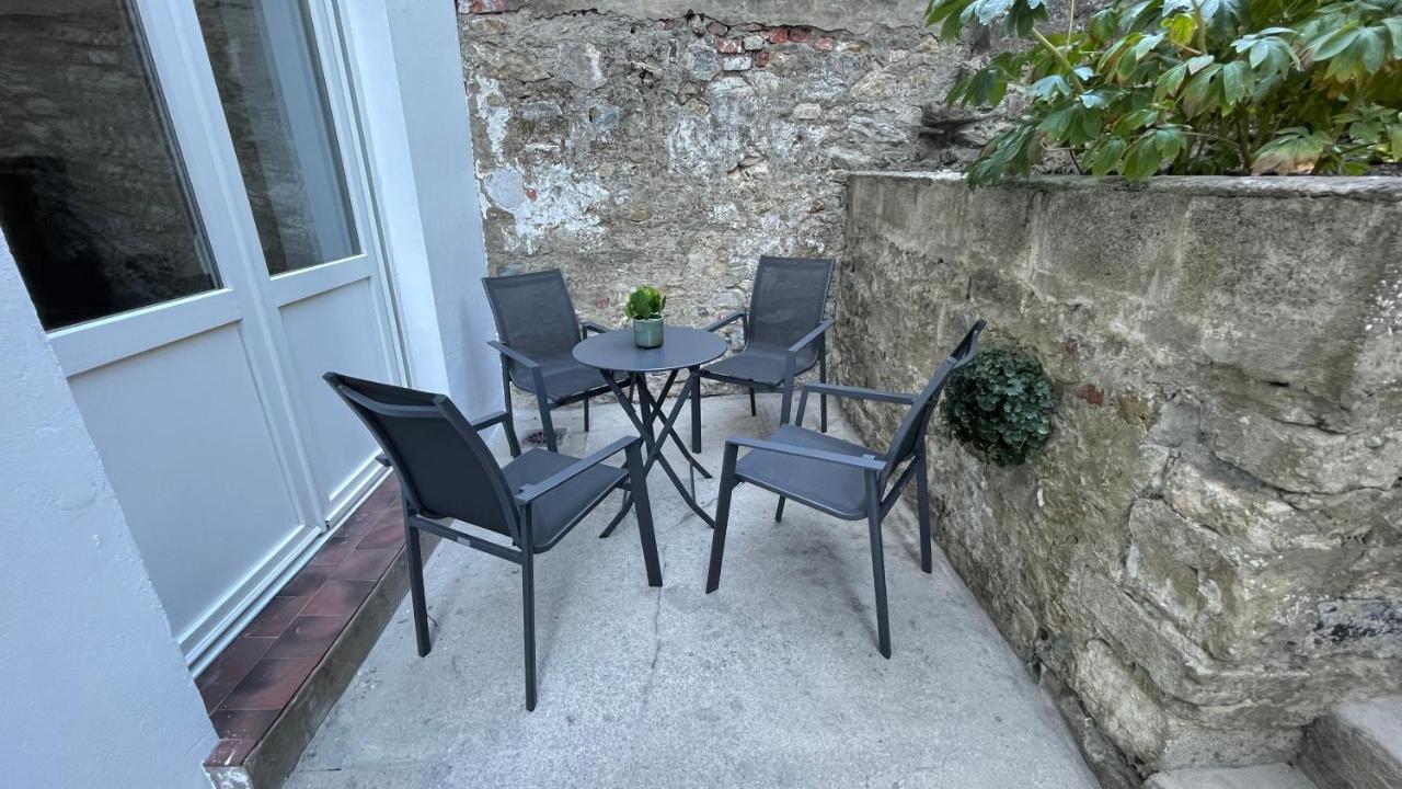 Au Jardin De La Basilique Boulogne-sur-Mer Exterior foto